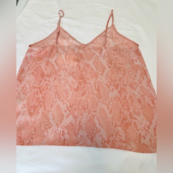 A New Day Snakeskin Camisole Top Peachy Pink Size Large Adjustable Straps NWT - Picture 3 of 4